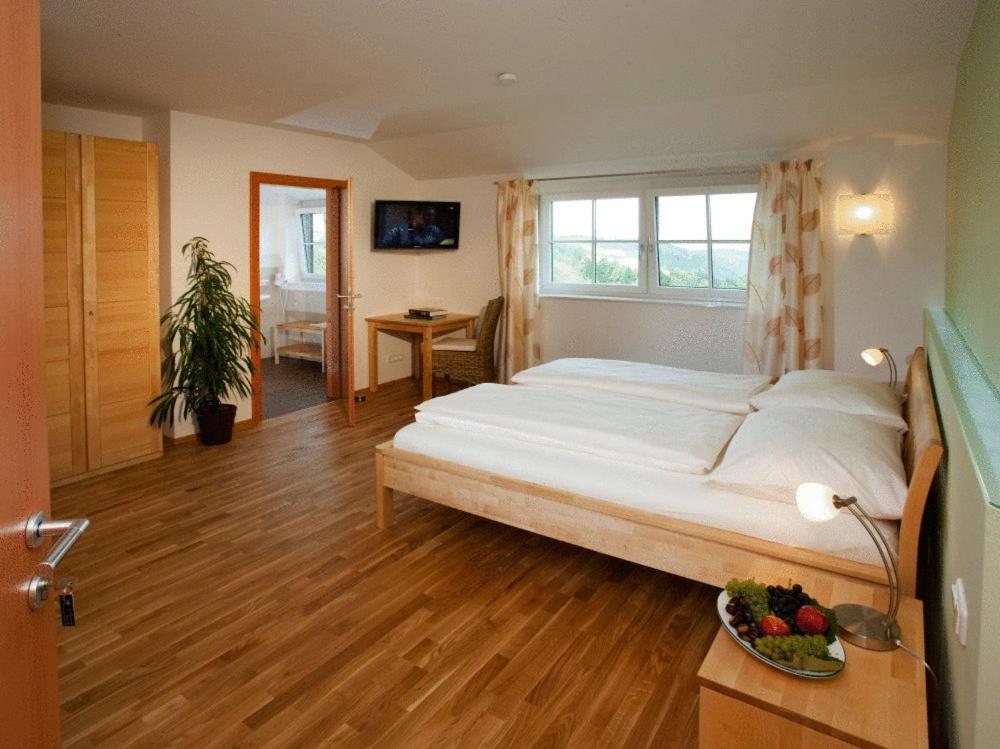 Toso Genussreich Hotel Leutschach Kültér fotó